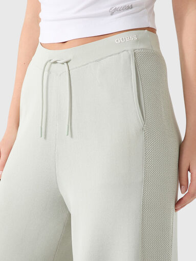 Sports trousers with embroidered logo - 3