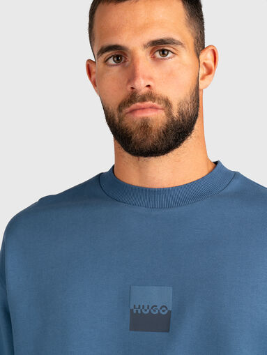 Cotton sweatshirt with accent back - 4