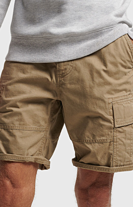 Cargo shorts brand SUPERDRY —