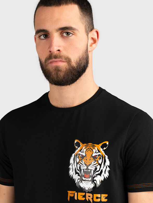 Black t-shirt with tiger prints  - 4