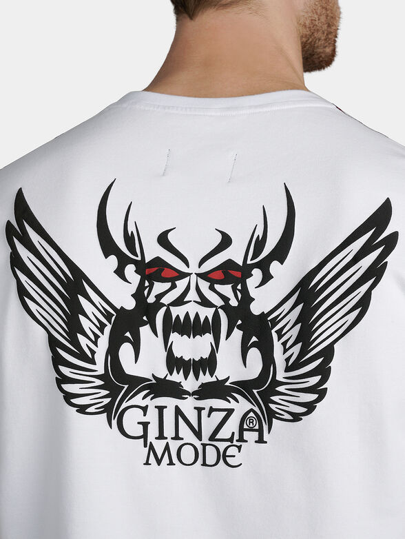 White T-shirt with contrasting embossed prints - 3