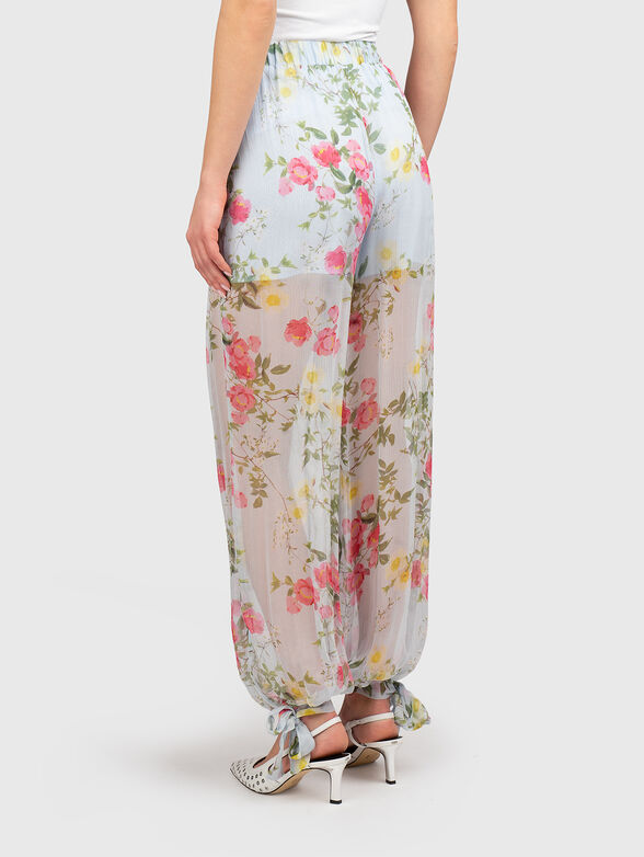 Viscose trousers with floral print - 2