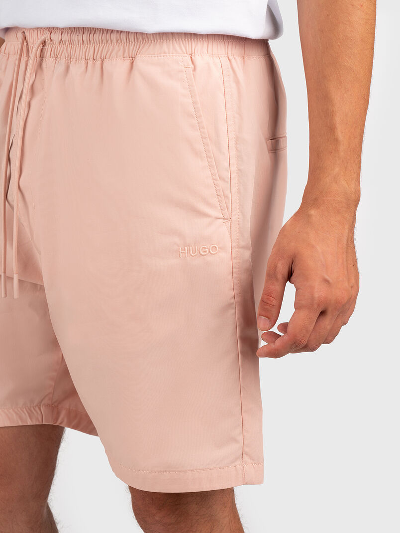 Sport shorts in pink colour - 3