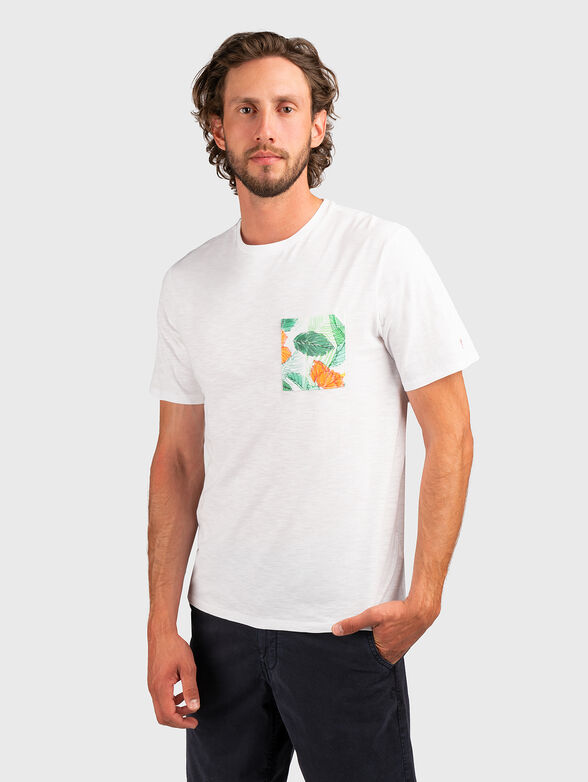 T-shirt with accent pocket  - 1