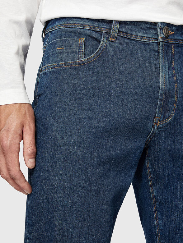 Slim jeans with logo patch - 3