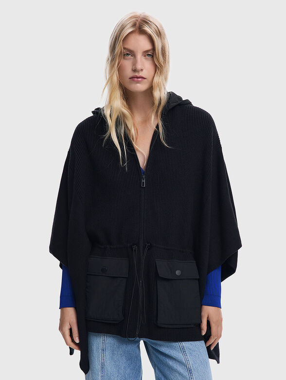 ALDAMA poncho with accent pockets - 1