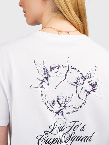 Cotton T-shirt with accent print on the back - 5