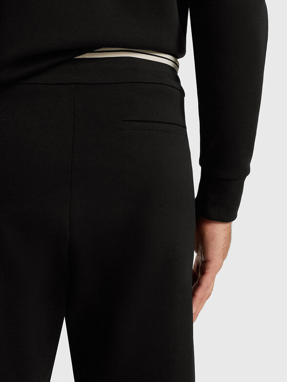 Black sports trousers - 3