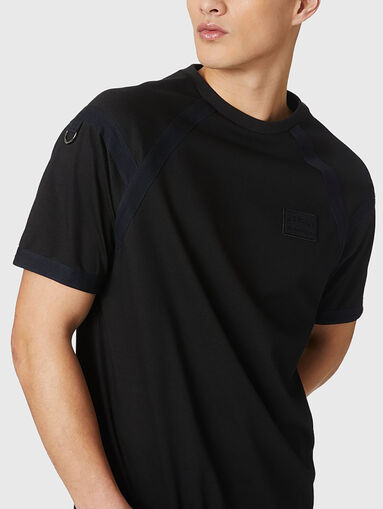 T-shirt with embroidered patch - 4