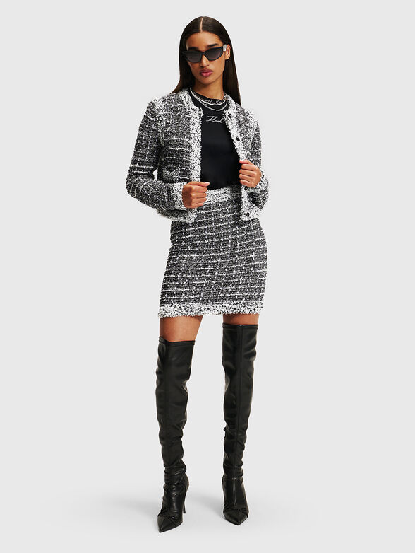 Blazer in boucle with contrast detail - 2