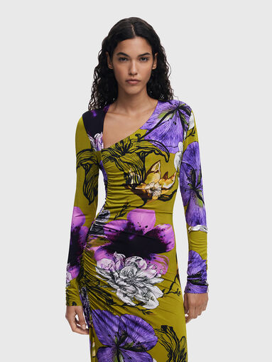 Midi dress with long sleeves - 3