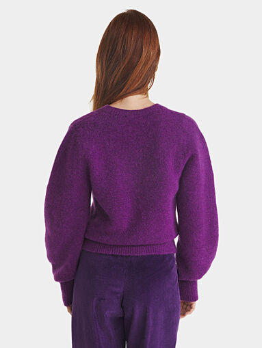 Sweater with a V-neck in purple - 3