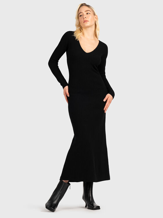 Черна рокля от вълнен бленд - 1