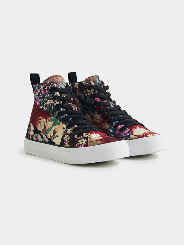 Sports shoes with floral print - 3