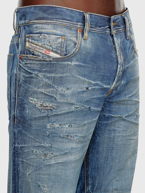 2023 D-FINITIVE L.32 jeans with accent rips - 3