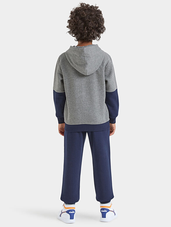 Sweatshirt and pants set - 3