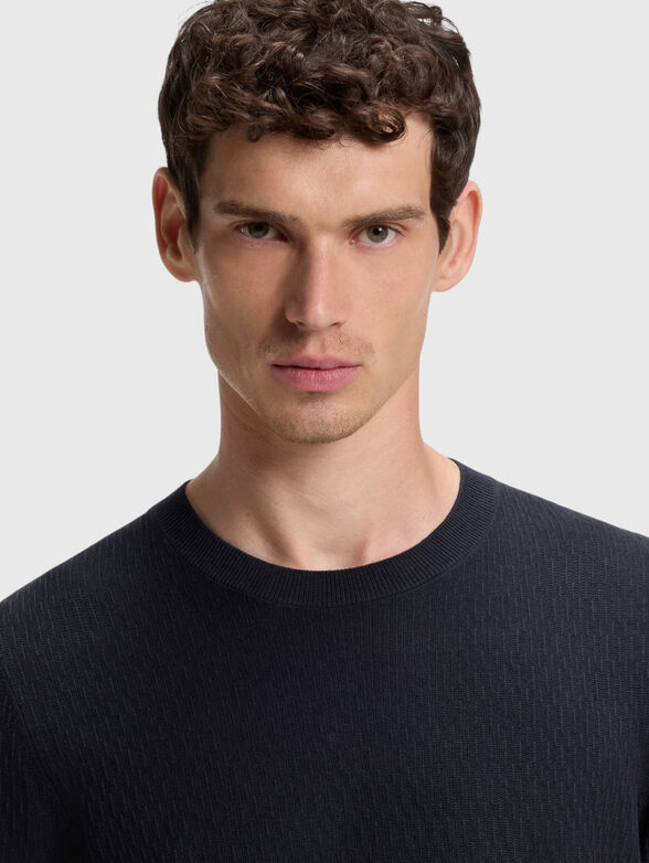 Short-sleeved sweater with knitted structure - 4