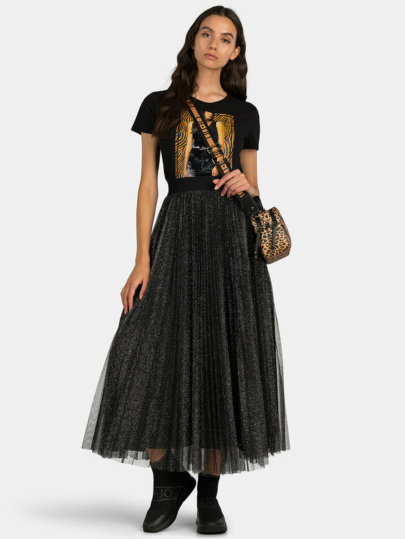 Black t-shirt with print and sequins - 4