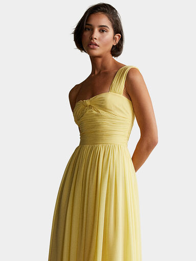 Yellow dress - 3