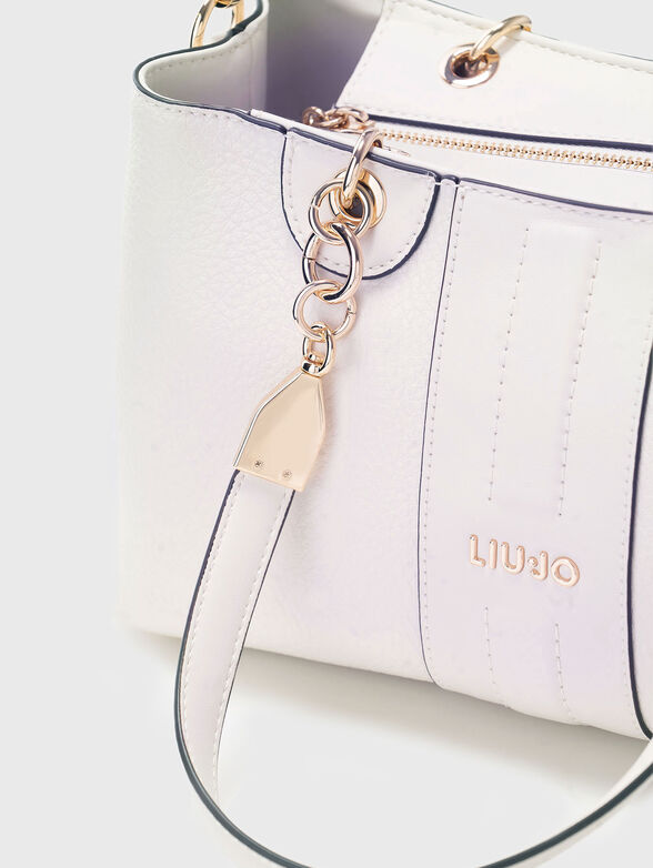 Bag with gold accents - 5
