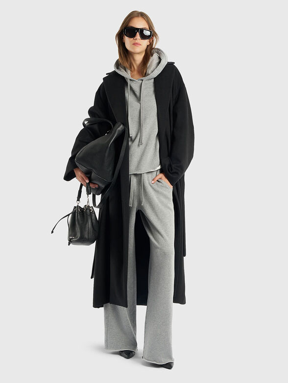 Loose fit wool coat with belt - 2