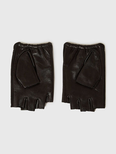 Gloves with appliqué rhinestones - 3
