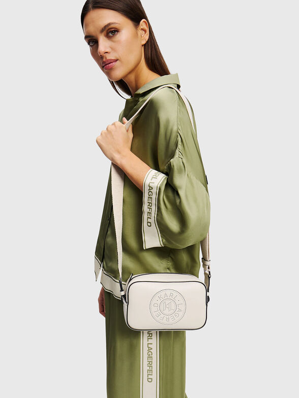 Leather crossbody bag with logo in black - 2