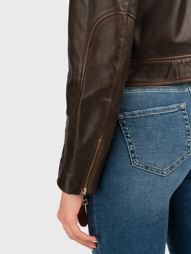 Leather jacket with two front pockets - 4