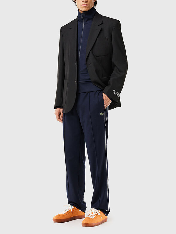 Sports trousers in bordeaux color - 4