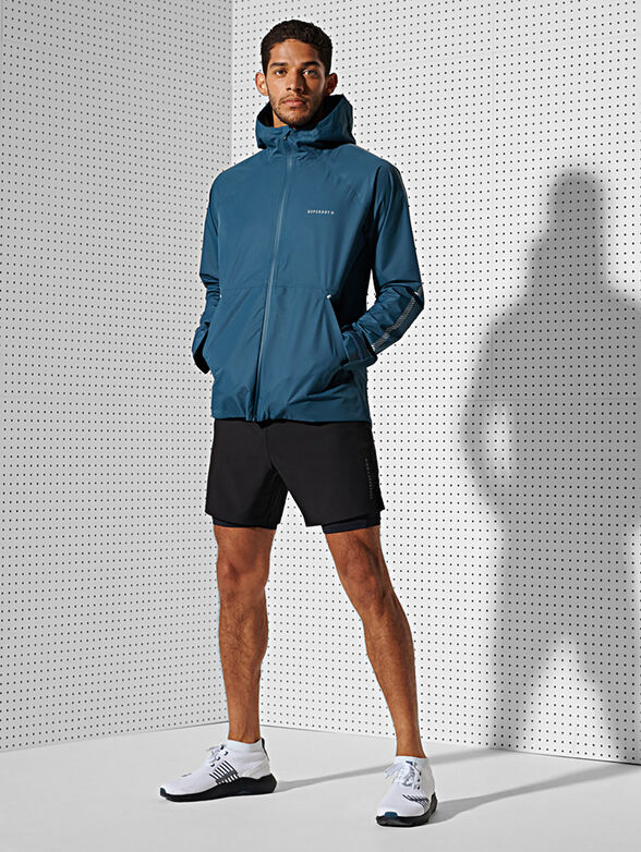Sport shorts with two layers - 2