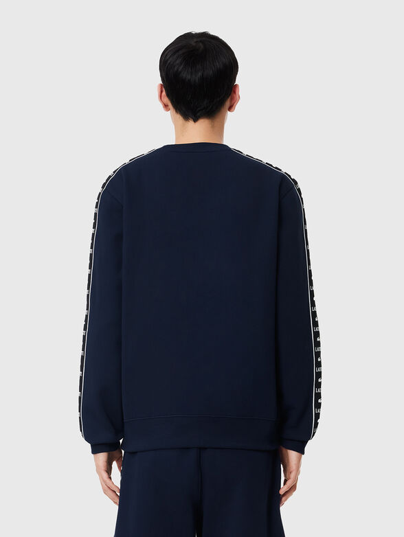 Sweatshirt with contrast stripe  - 3