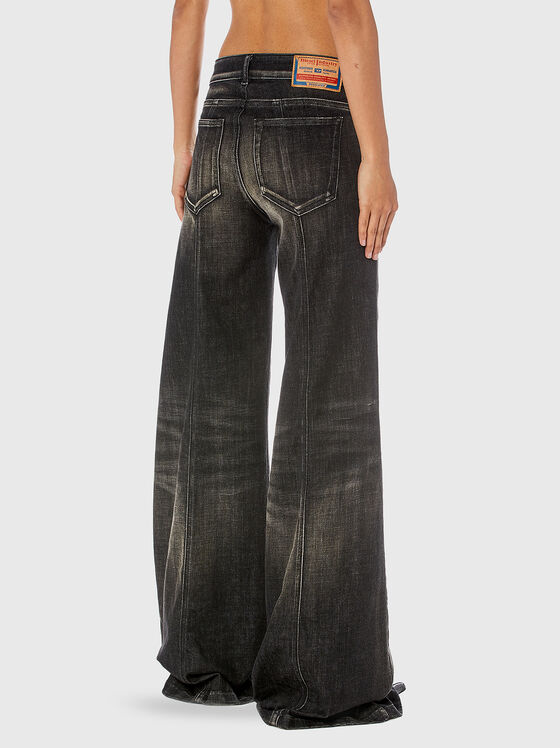 Черни дънки D-AKII L.30 с широки крачоли - 2