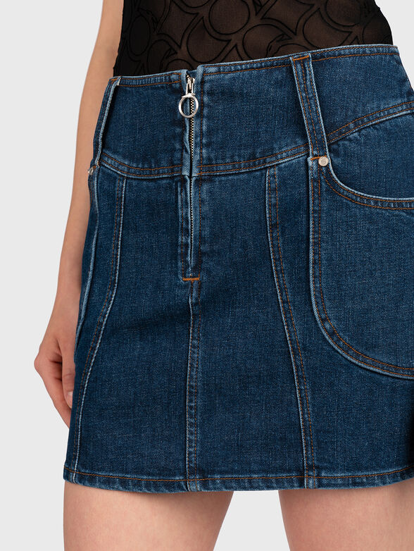 Blue denim skirt - 5