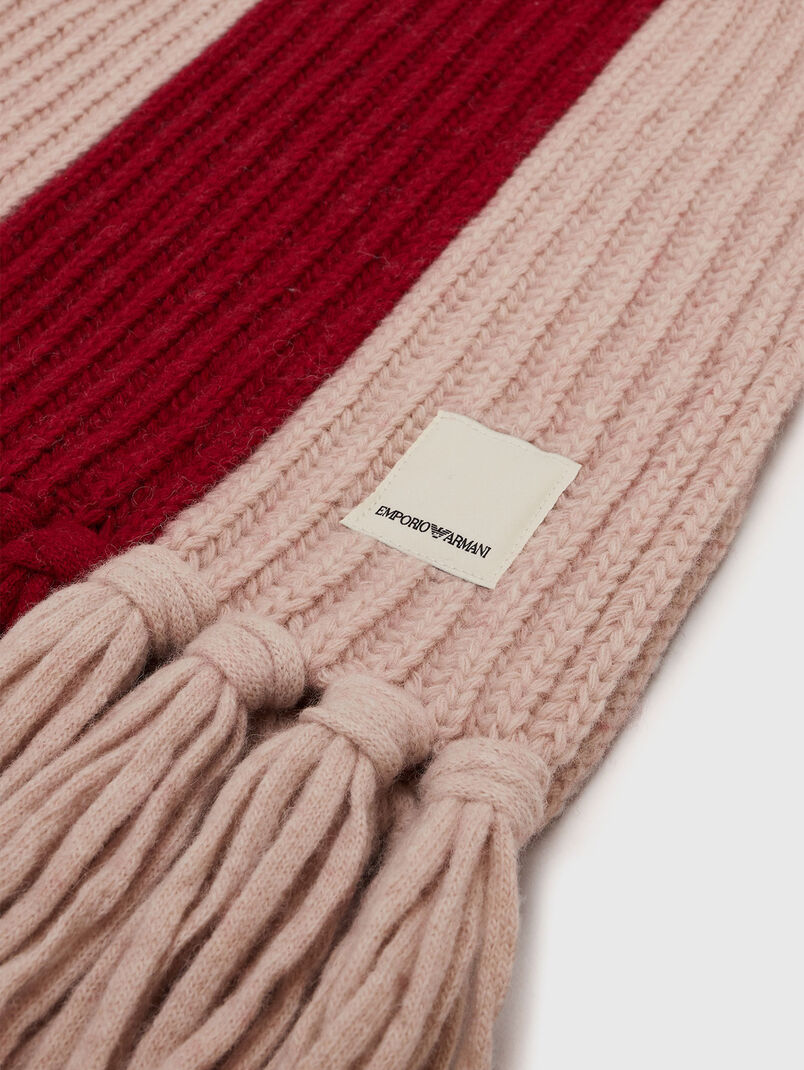 Wool scarf with fringe - 3