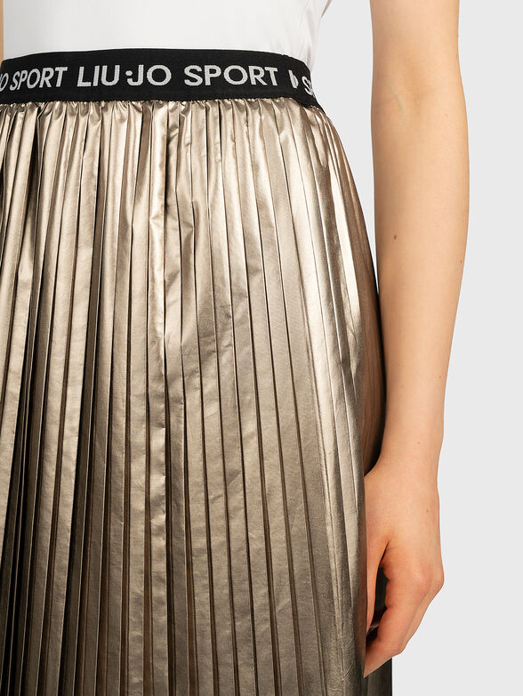 Pleated skirt in gold color - 3