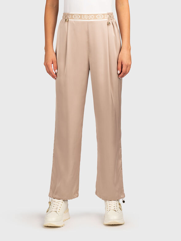 Sports pants with darts  - 1