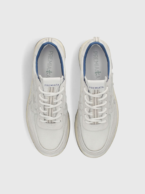 Sneakers with a contrasting sole - 6