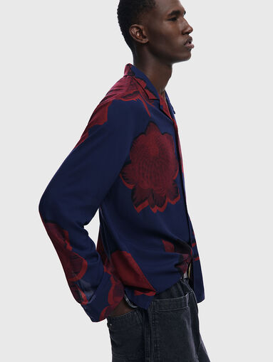 Navy blue shirt with floral print - 4