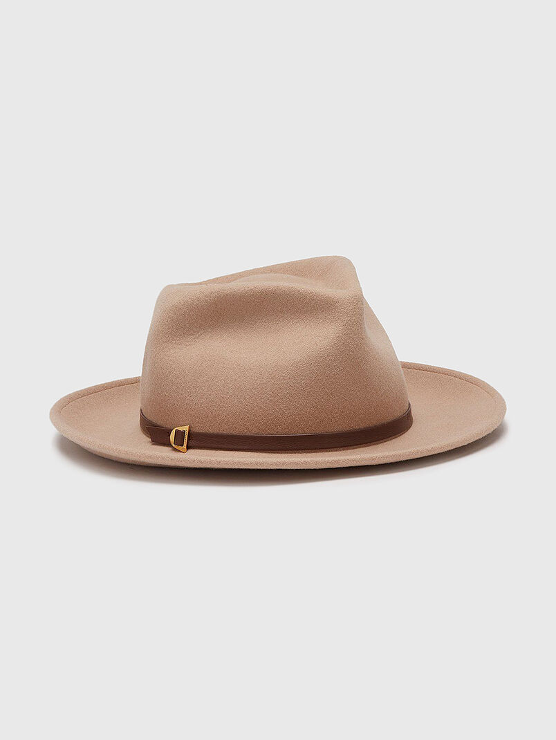 CARIN felt hat in beige - 3