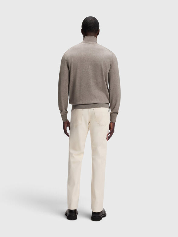 Straight fit jeans in ecru - 2