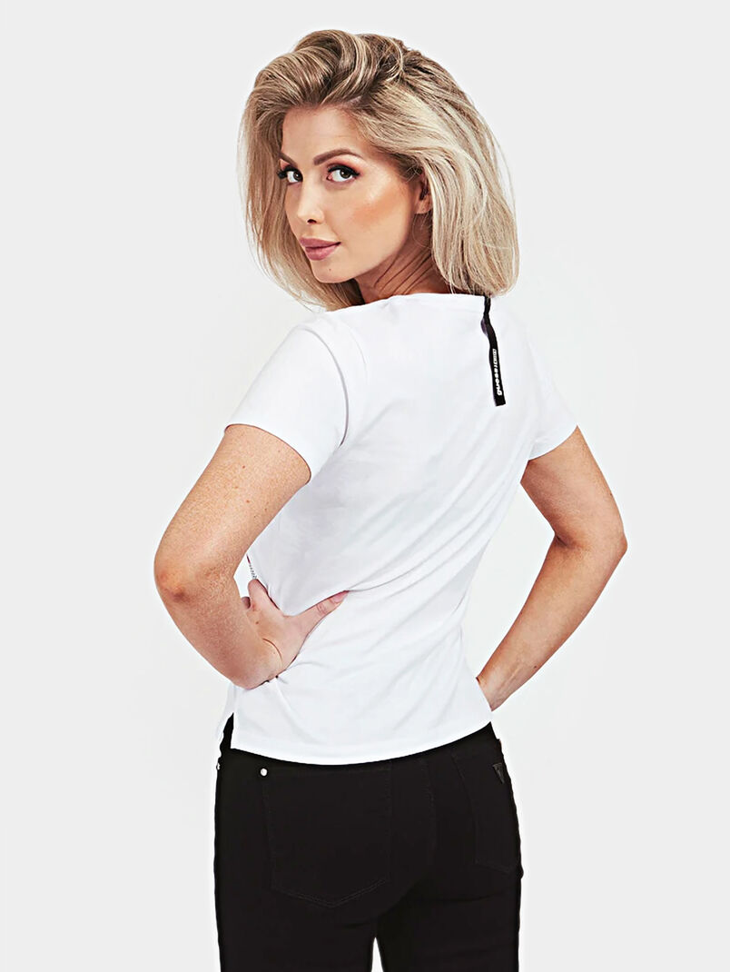 MILENA Black t-shirt with sequin logo - 3