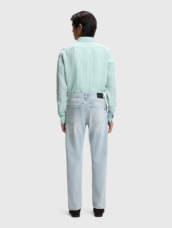Straight leg jeans in light blue - 2