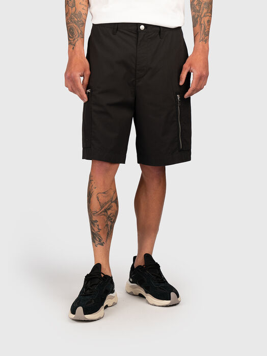 Shorts with accent zip