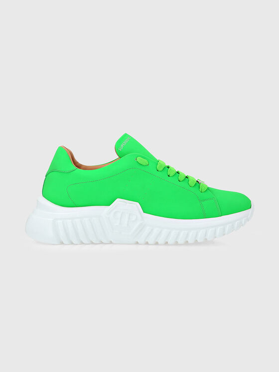 Спортни обувки в зелен цвят с лого акцент - 1