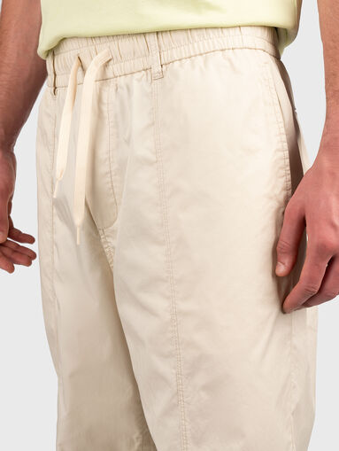 Cotton trousers with laces - 4
