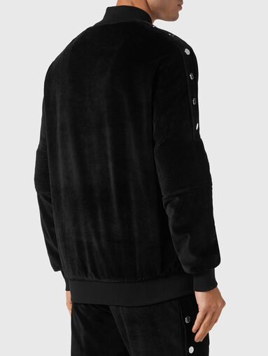 Logo patch sweatshirt in black - 3