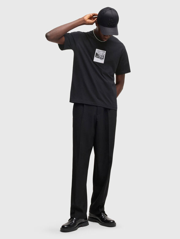 T-shirt with oval neckline and print - 2