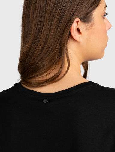 T-shirt with accent detail - 5