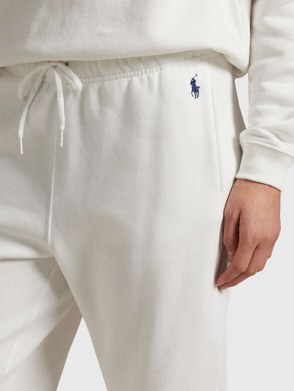 White sweatpants with logo embroidery - 3
