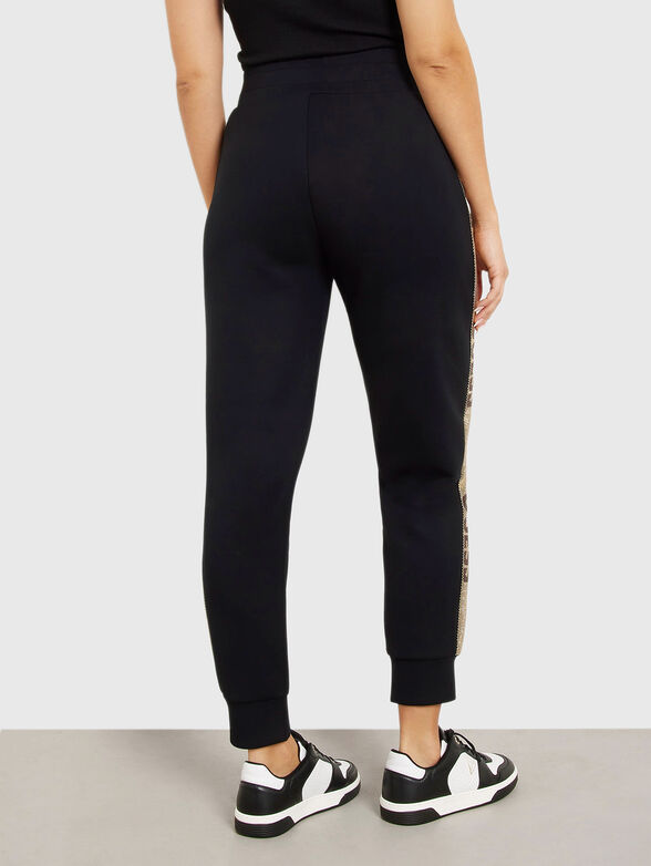 Sports pants with studs stripes - 2
